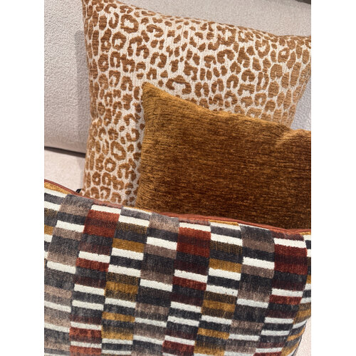 SJIEK Kussens Bordeaux, Oker, Bruin set van 3 SJIEK Kussens Bordeaux, Oker, Bruin set van 3