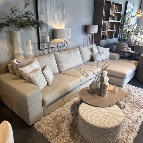 Bank met lounge