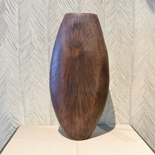 Vaas bruin hout