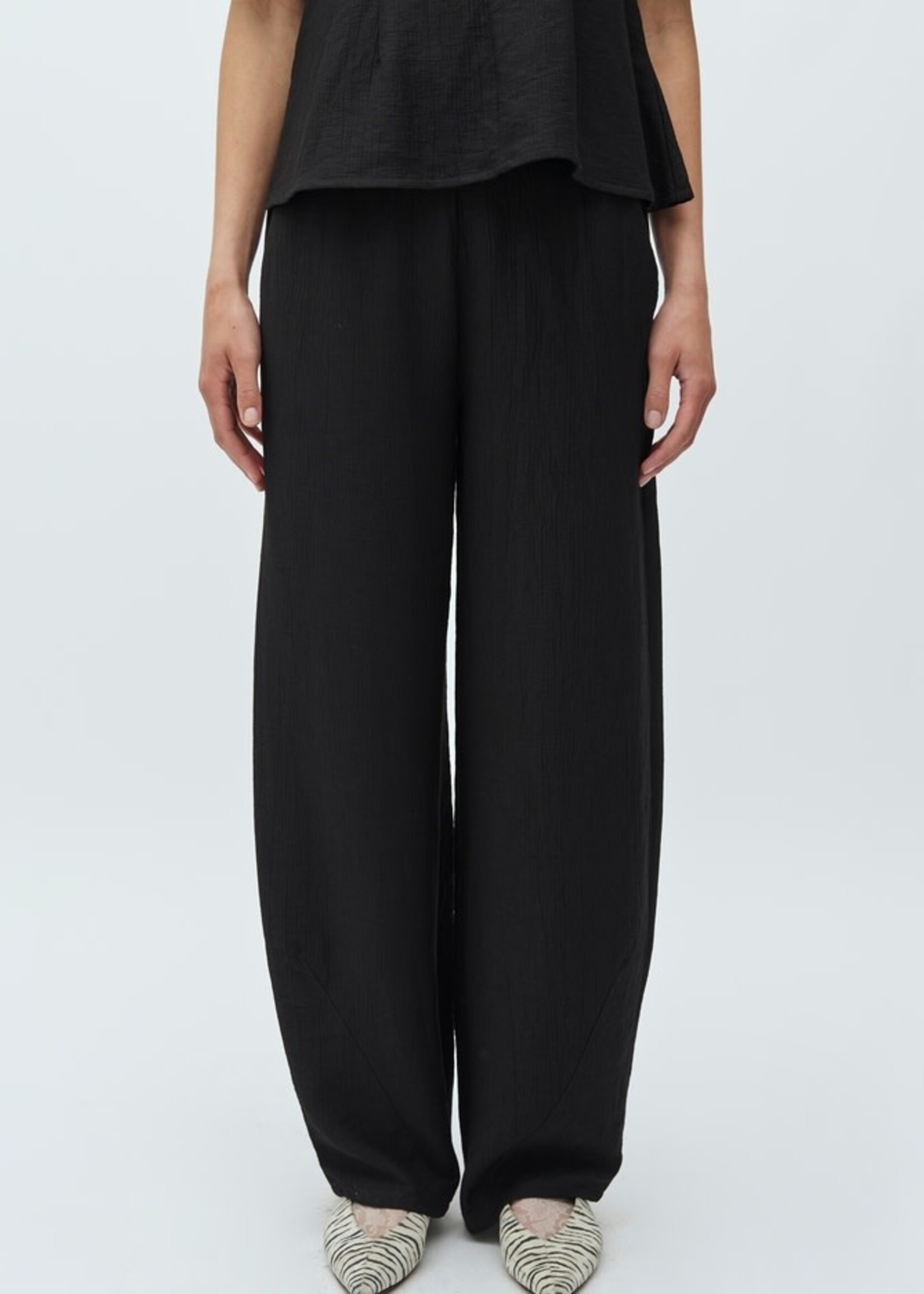 MbyM Emryn-M Remilla