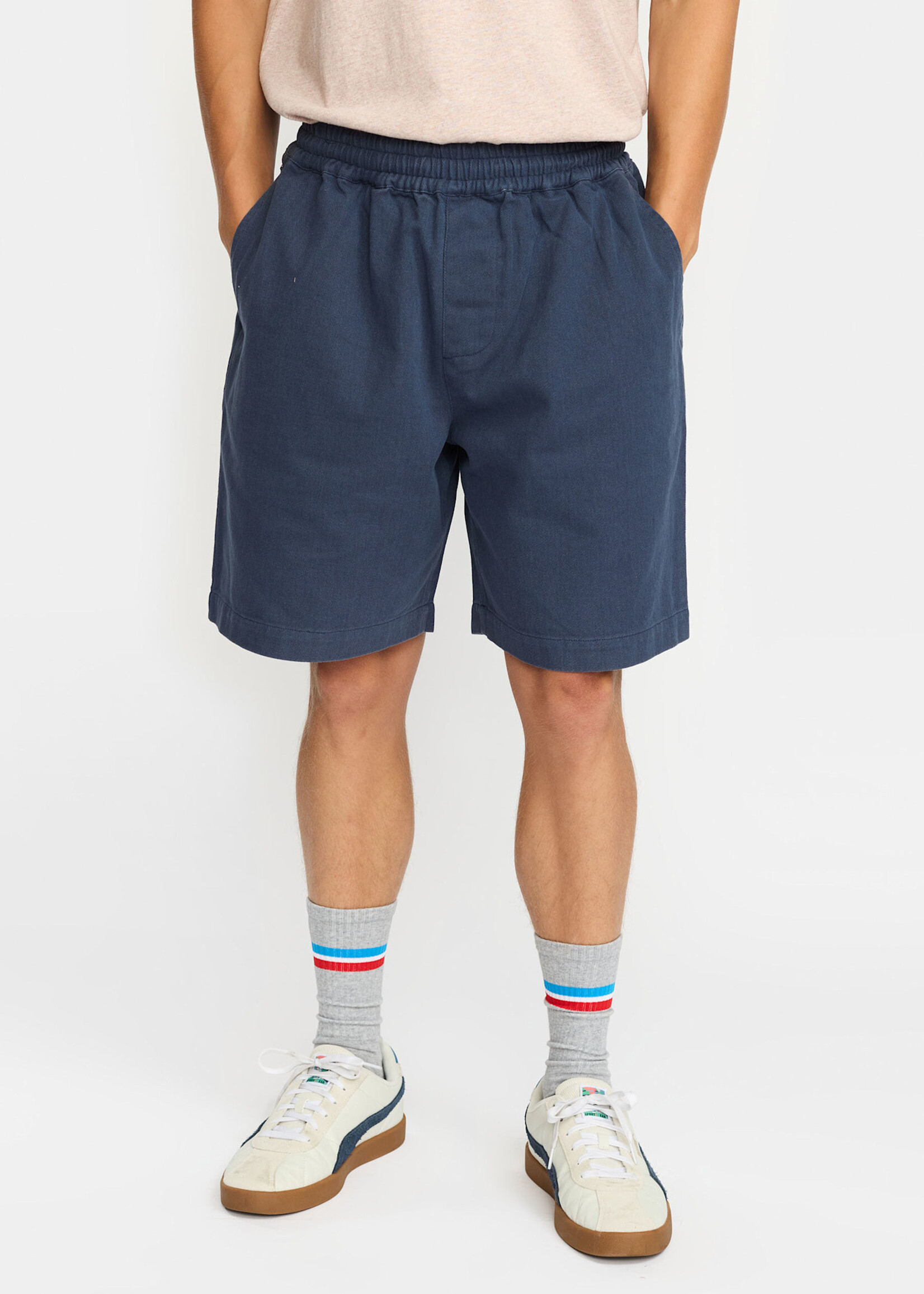 REVOLUTION 4054 Long Casual Shorts