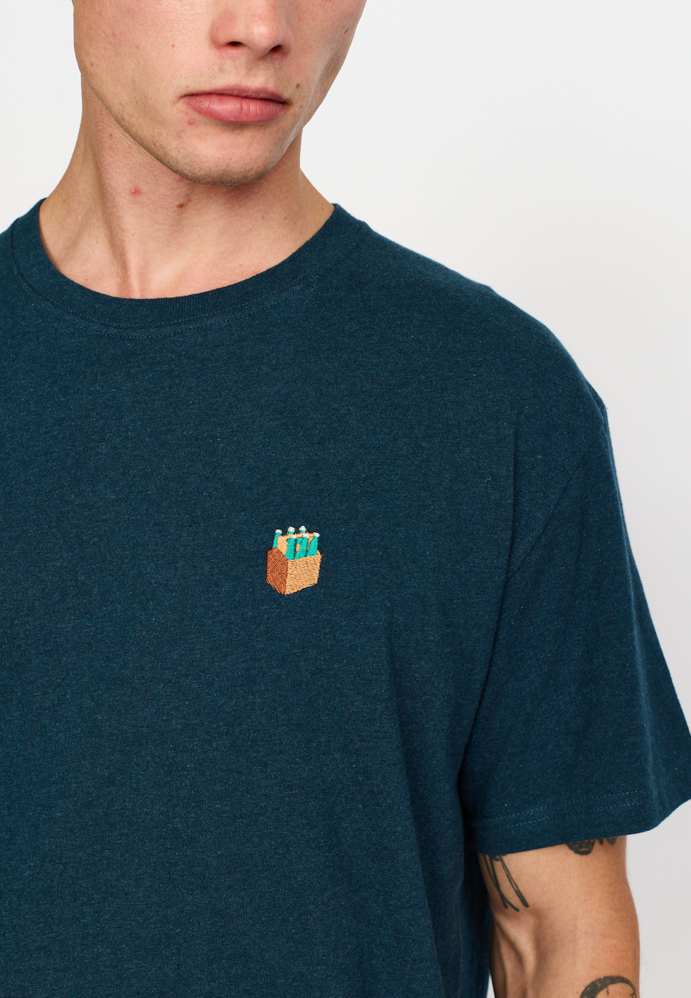 REVOLUTION 1456 SIX Application T-Shirt