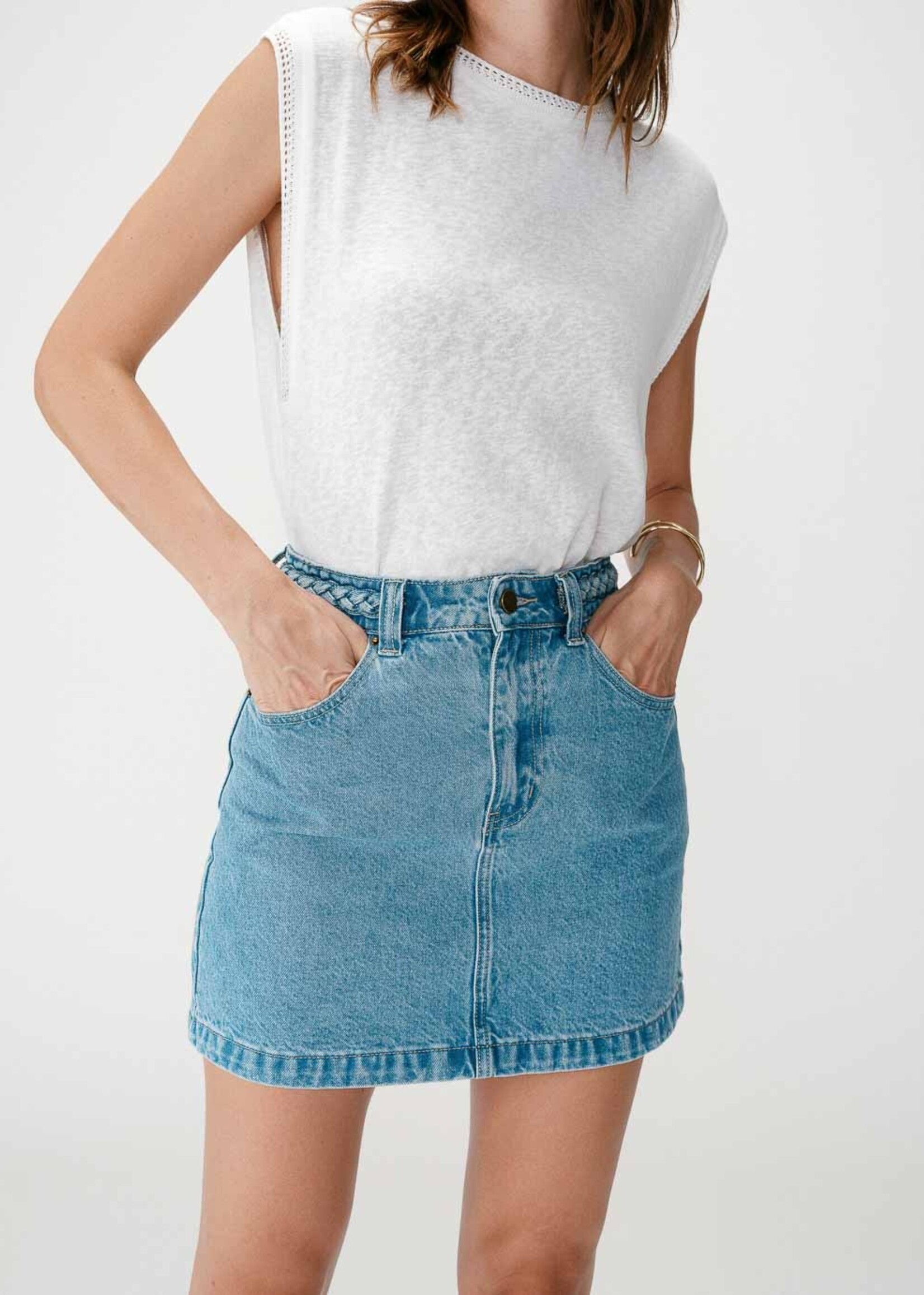 Grace & Mila SS2623008 WHITNEY