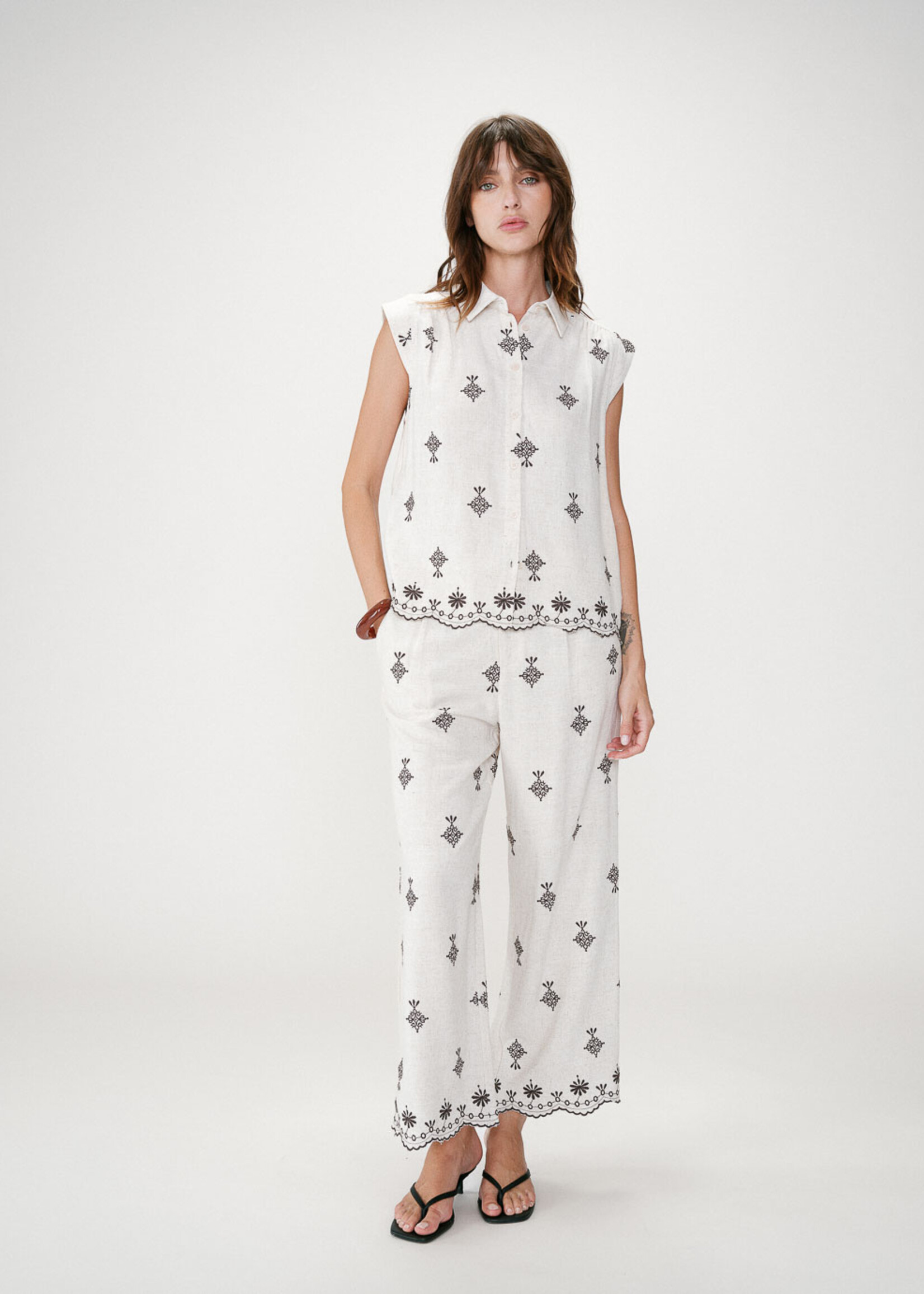 Grace & Mila SS2627016 WISENNA
