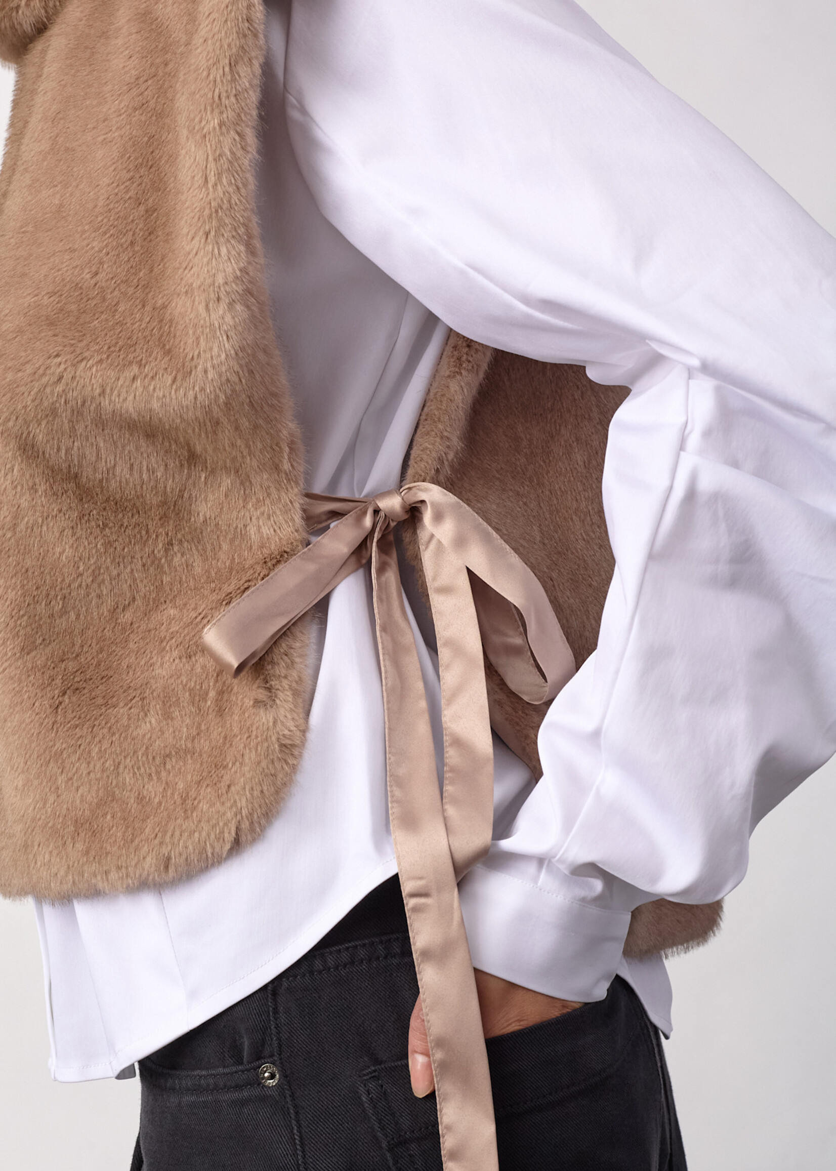 Cocouture FeraCC Faux Collar