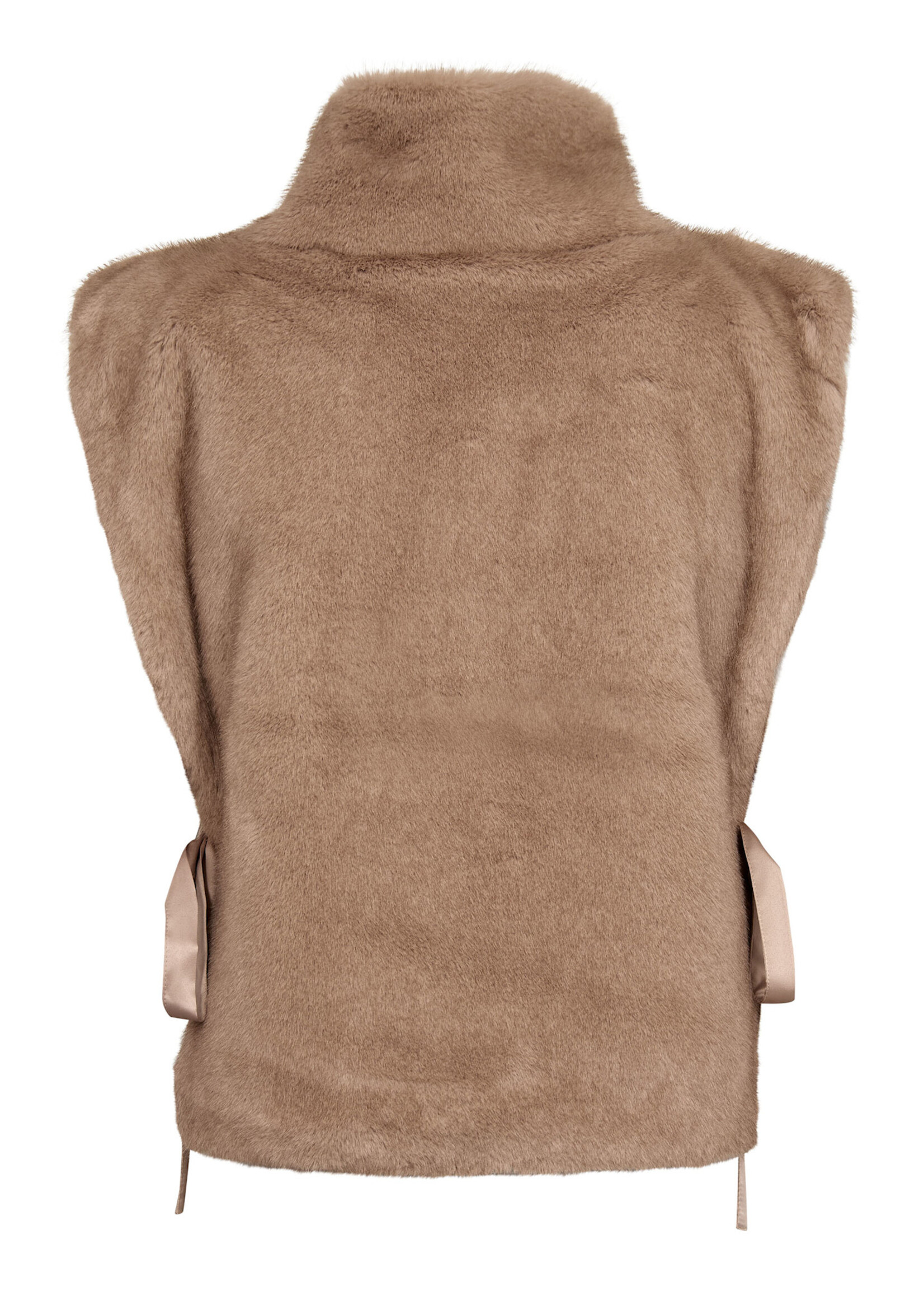 Cocouture FeraCC Faux Collar