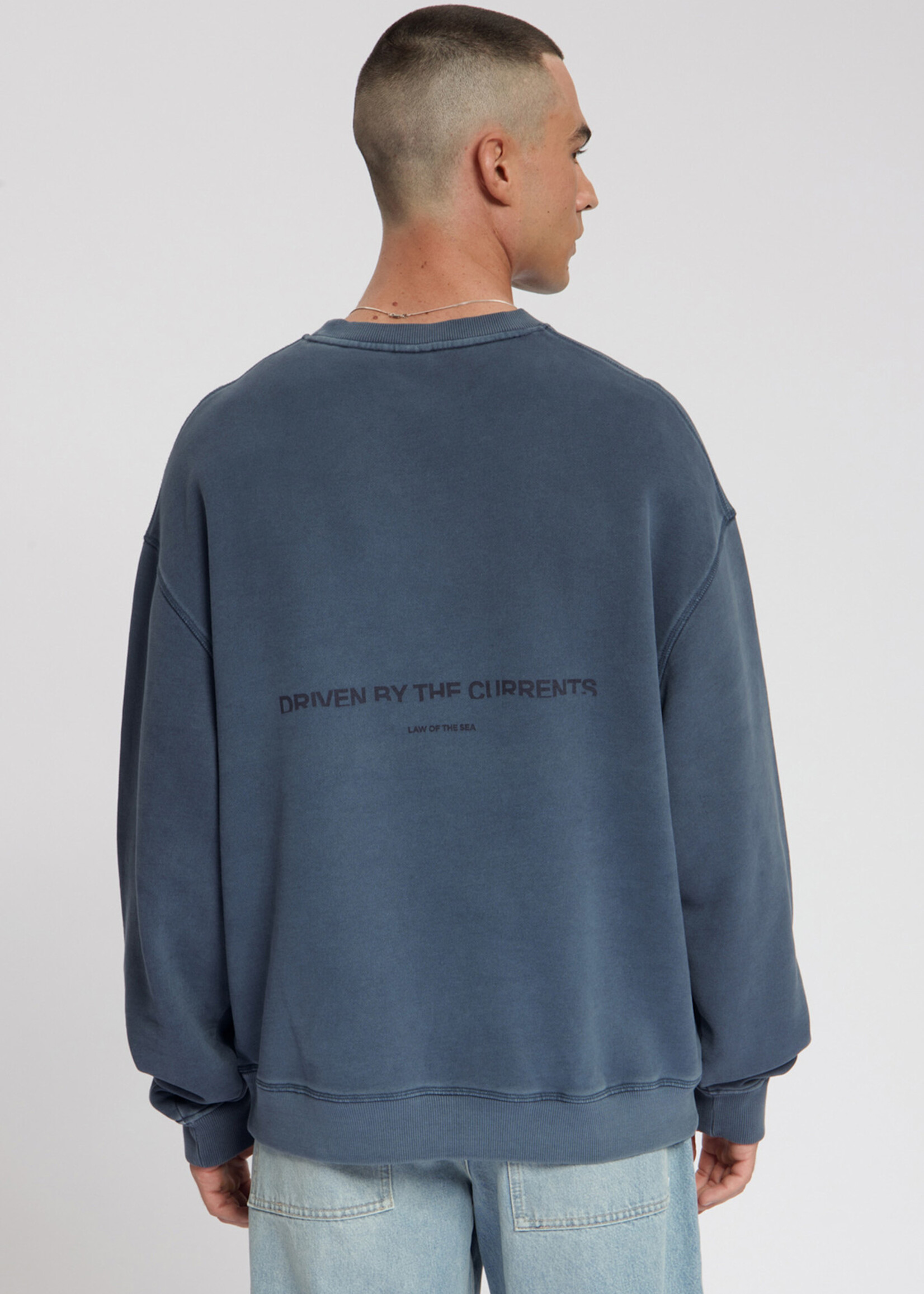 Law of the Sea TORRIA GARMENT DYED CREWNECK SWEAT