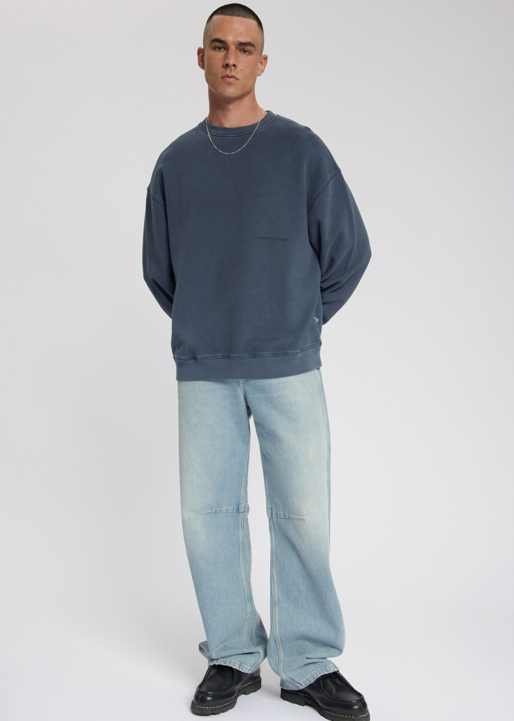 Law of the Sea TORRIA GARMENT DYED CREWNECK SWEAT