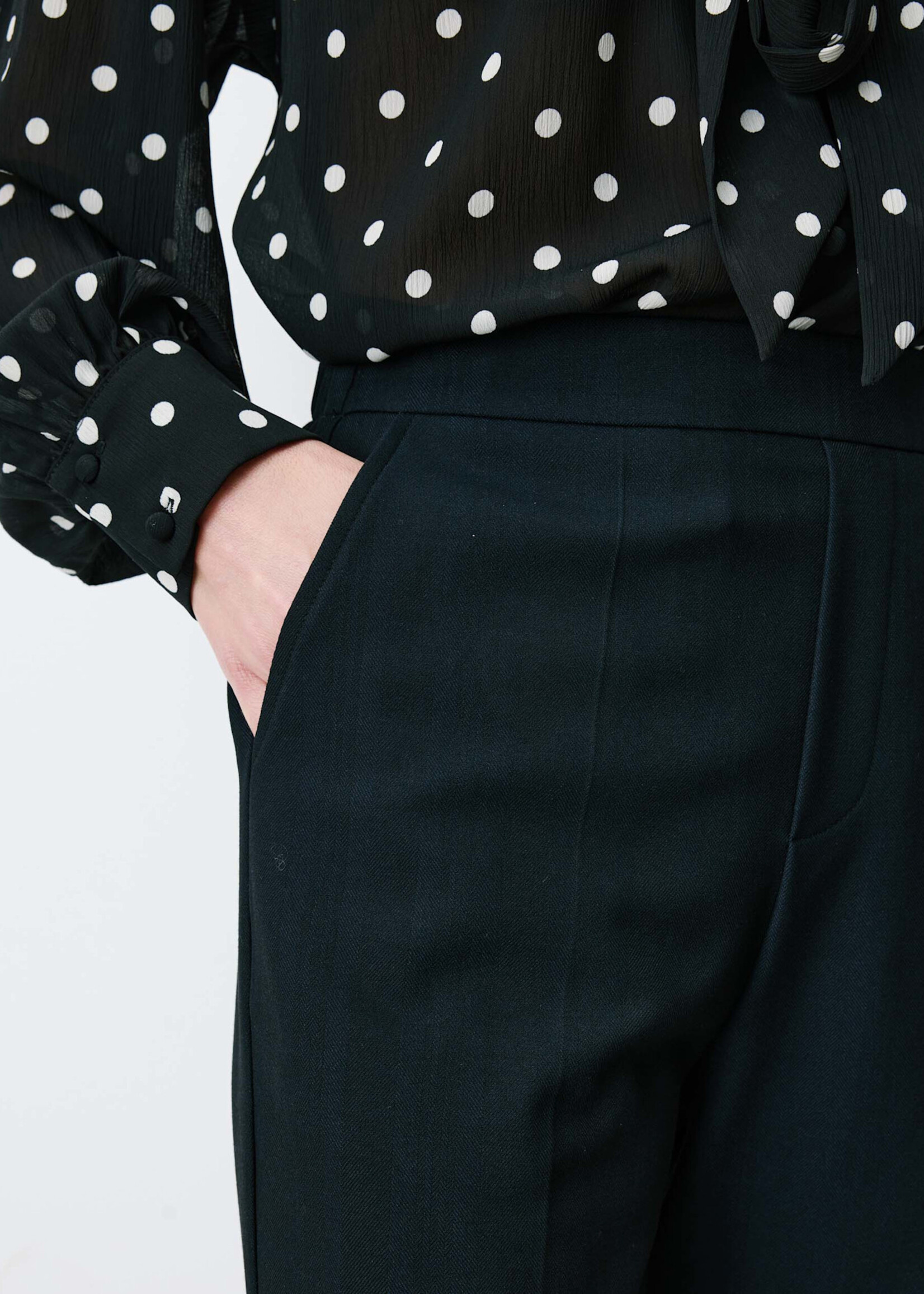 Grace & Mila FW2613039 Armstrong