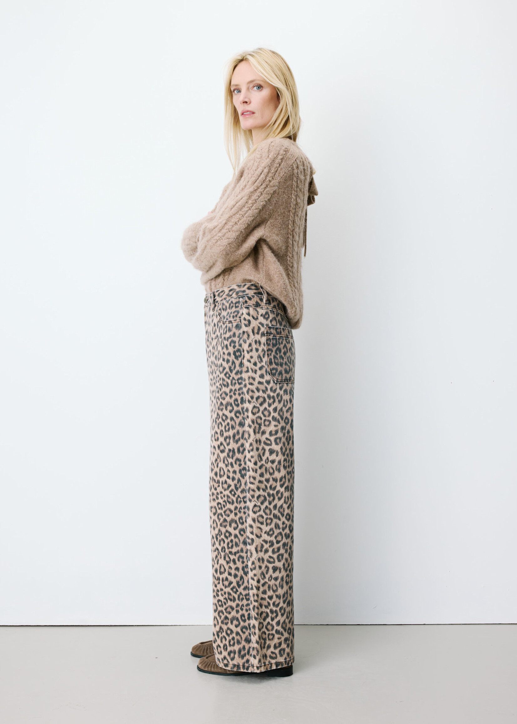 Grace & Mila FW2613006 SOCCA