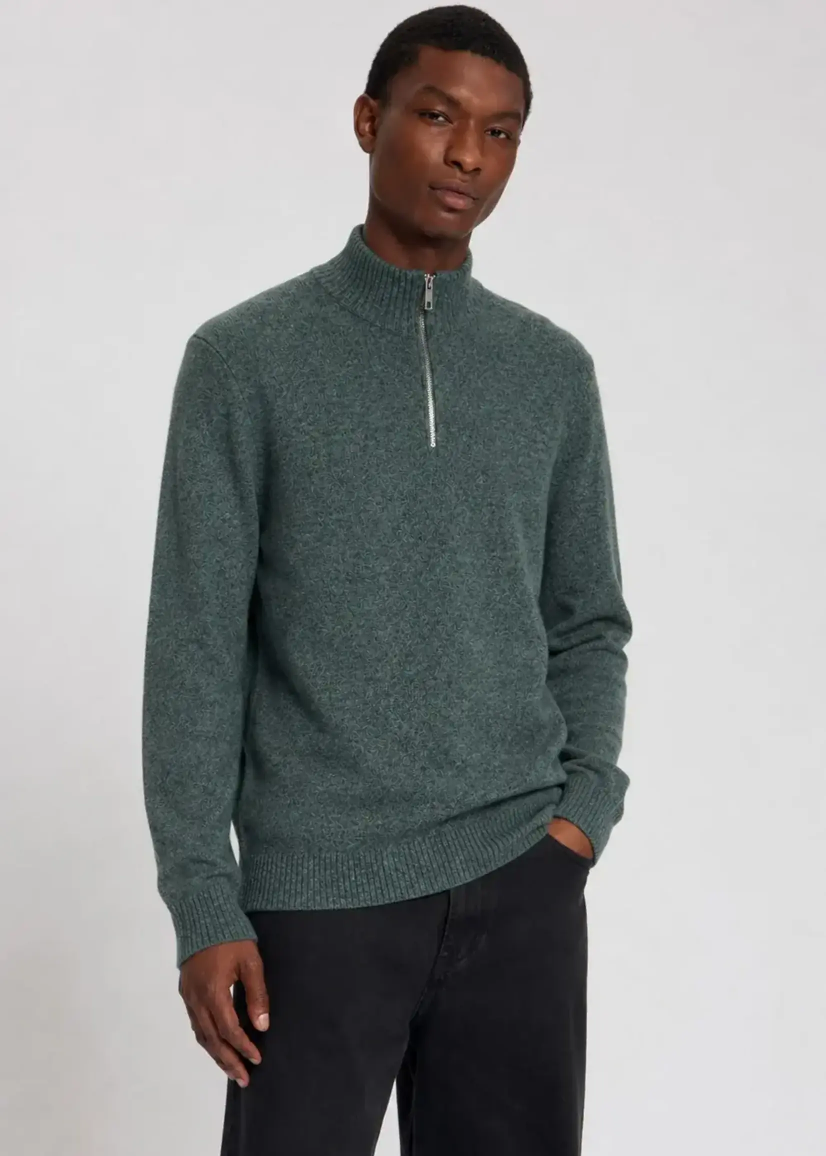 Law of the Sea LAMAR KNITTED HALF ZIP