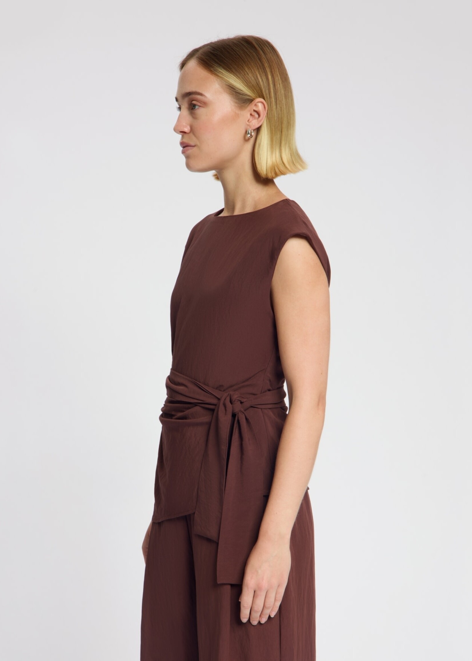 Nous Sommes Labels Maddie Tie Top
