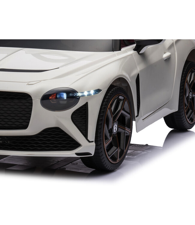 Bentley Bacalar, 12 volt elektrische kinderauto, leder zitje, rubberen banden en meer.