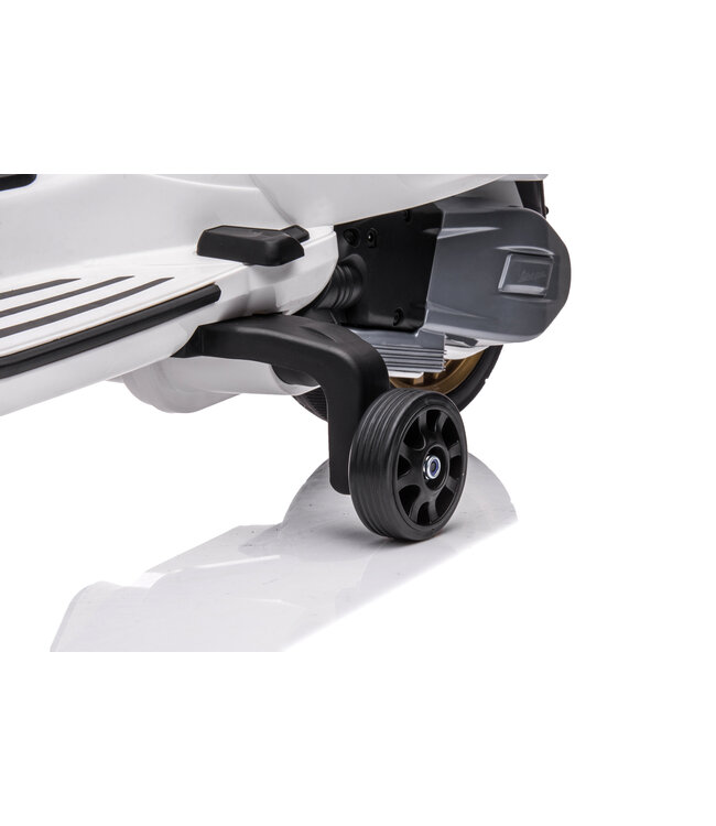 Vespa Sprint, 12 volt electric scooter with music and more!