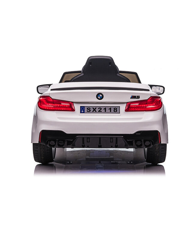 BMW M5, Leather seat, Rubber tires, Children's battery car!