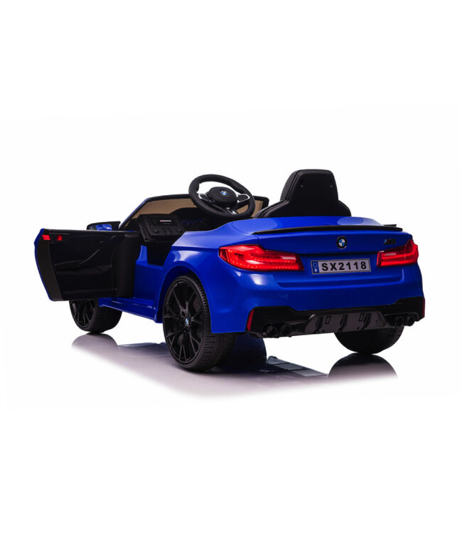 BMW M5, siège en cuir, pneus en caoutchouc, voiture à batterie pour enfants !