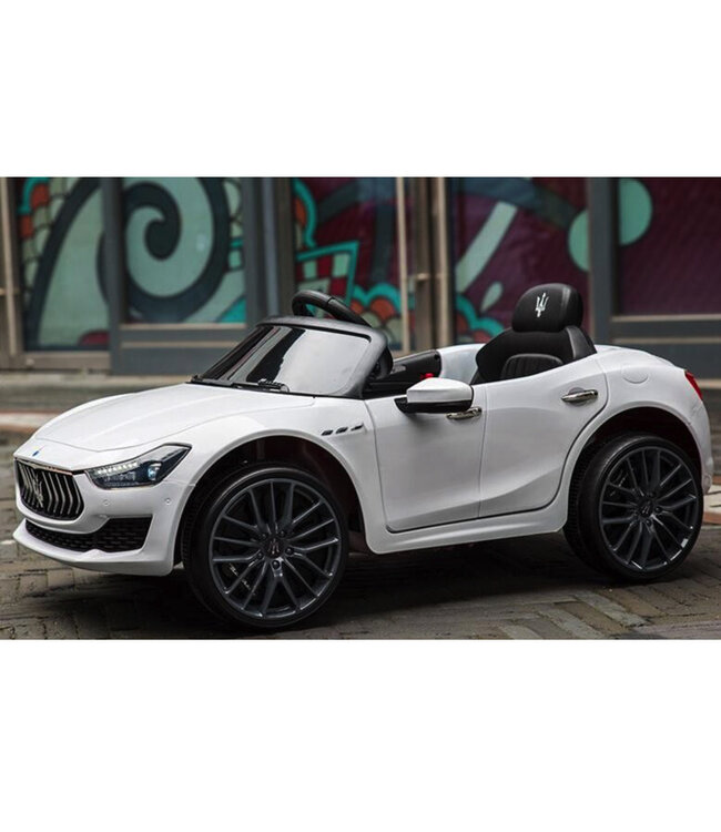 Maserati Ghibli, 12v elektrische kinderauto, rubberen banden, leder zitje.