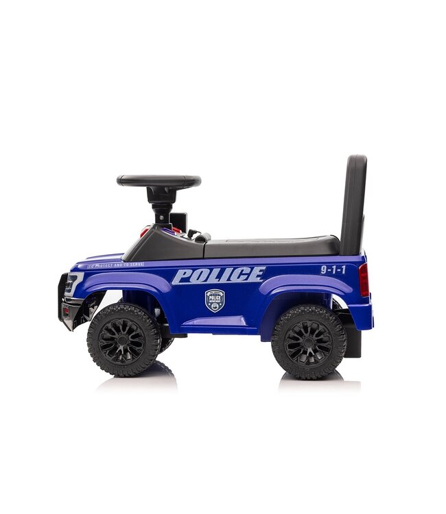 Coche correpasillos de policía con luces de sirena y un walkie talkie real