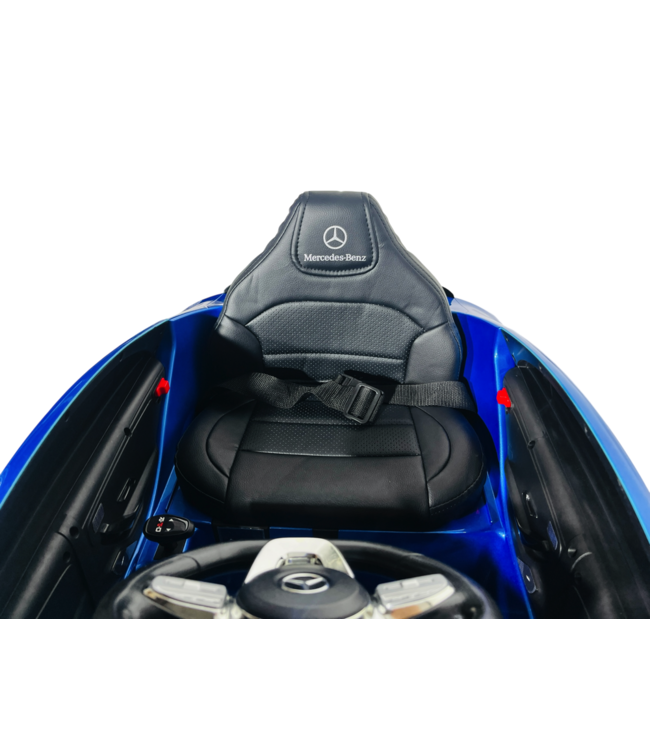 Coche eléctrico para niños Mercedes CLA 45 S AMG ¡Coche infantil eléctrico de 12 voltios con neumáticos de goma, asiento de cuero y mucho más!