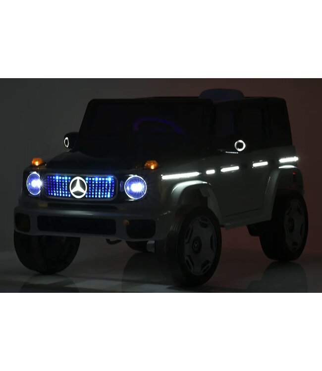 Mercedes Benz EQG, 12 volt elektrische kinderauto met rubberen banden, leder zitje en meer!