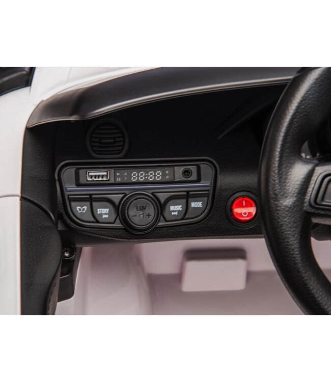 Porsche Spyder RS, voiture à batterie pour enfants de 12 volts, pneus en caoutchouc, siège en cuir et plus encore !