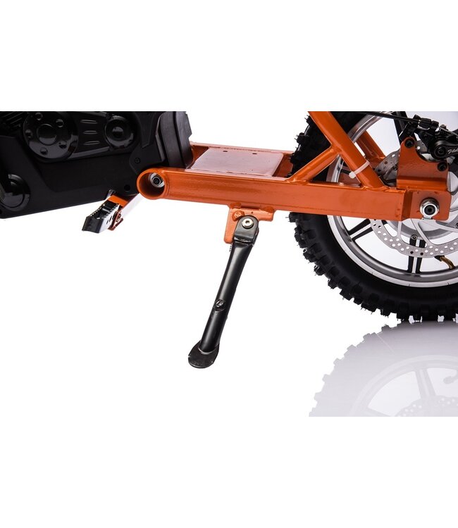 Krydsmotor, 36 volt elmotor med pneumatiske dæk og kunstlædersæde!