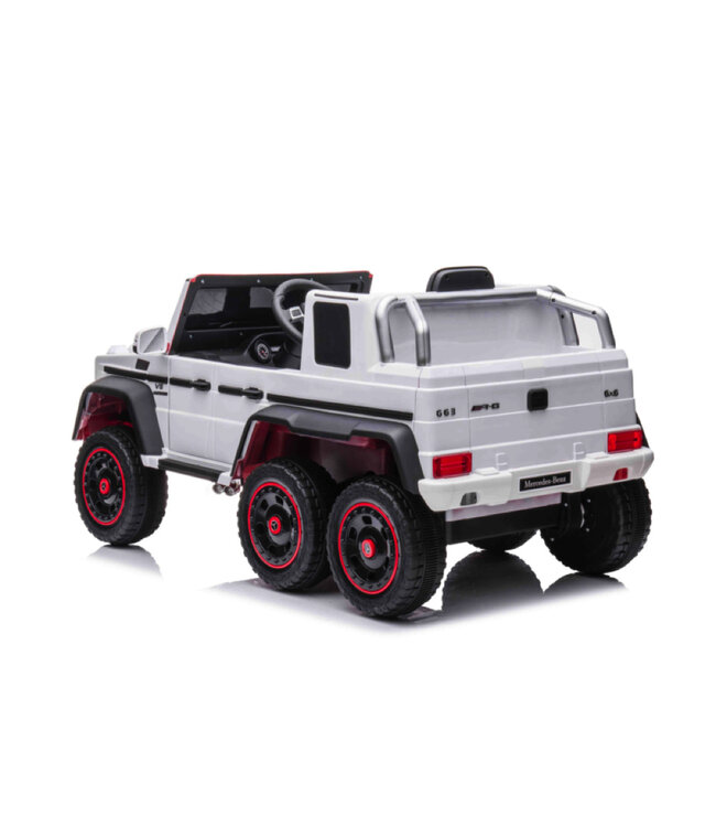 Mercedes-Benz G63 6x6, 12V com pneus de borracha e muito mais!