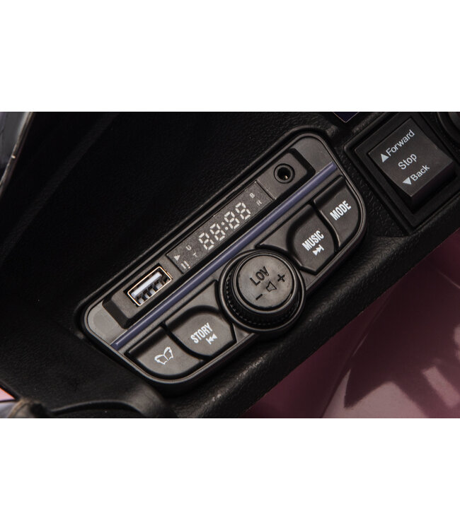 Porsche Macan Turbo, coche eléctrico para niños con batería de litio, módulo de música, neumáticos de goma y mucho más.