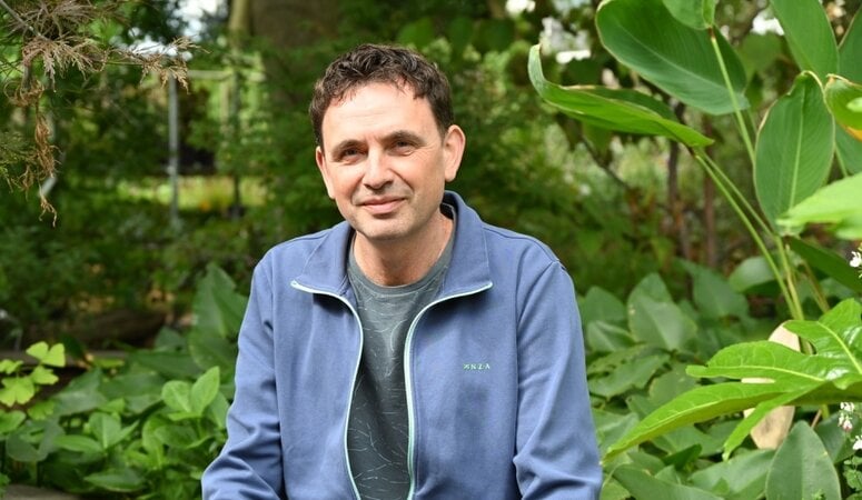 'Hoveniers grijpen te snel naar mest bij bodemproblemen'