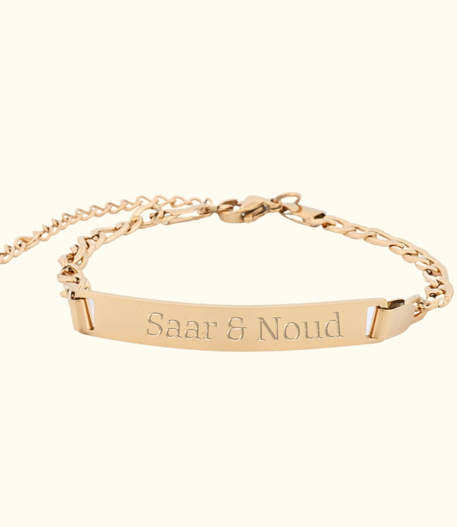Elegante plaatarmband met figaro schakel en ruimte voor persoonlijke gravering