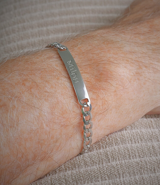 Elegante gourmet schakel armband met gepersonaliseerd graveerplaatje