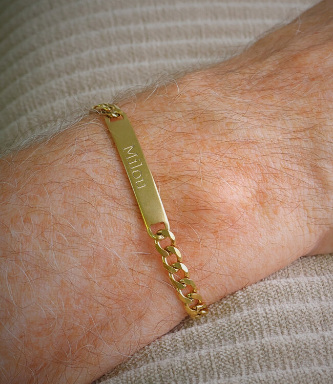 Elegante gourmet schakel armband met gepersonaliseerd graveerplaatje