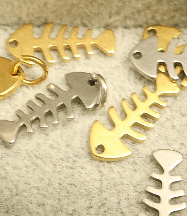 Unieke Bedel Geïnspireerd Door De Structuur Van Visgraten