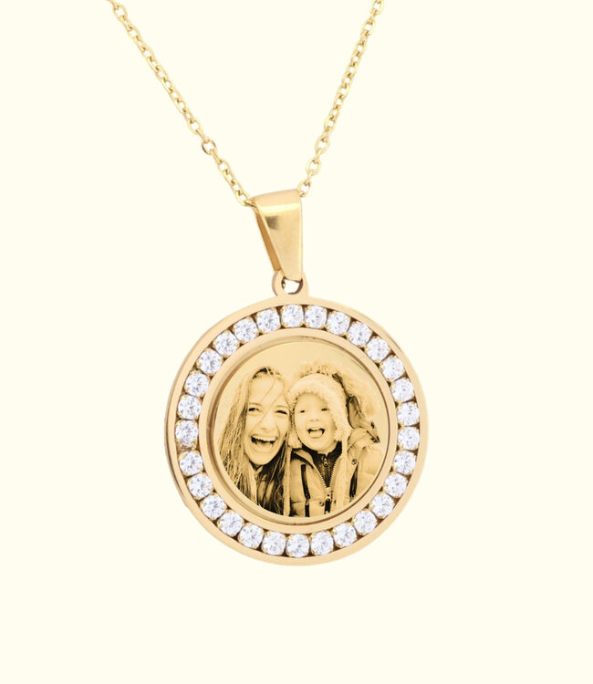 Elegante Ketting Met Ronde Hanger Met Strass Voor Gegraveerde Foto