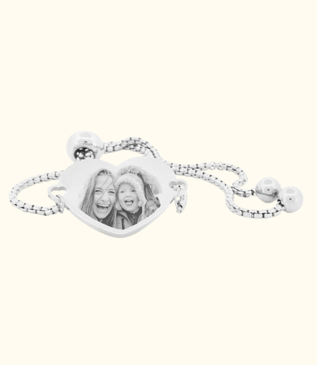 Stijlvolle slide armband met hartvormig graveerplaatje voor persoonlijke gravure