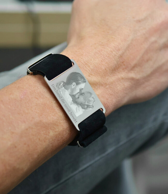 Stijlvolle Heren Armband Van Leer Met Gegraveerde Foto