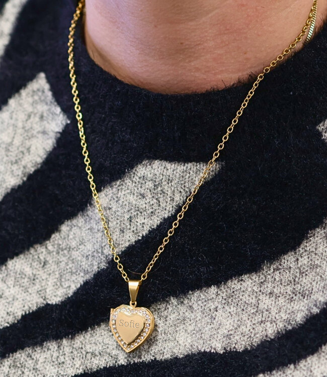 Strass Medaillon Hartje Met Ketting En Gravering