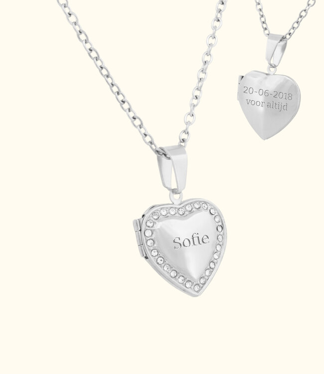 Strass Medaillon Hartje Met Ketting En Gravering
