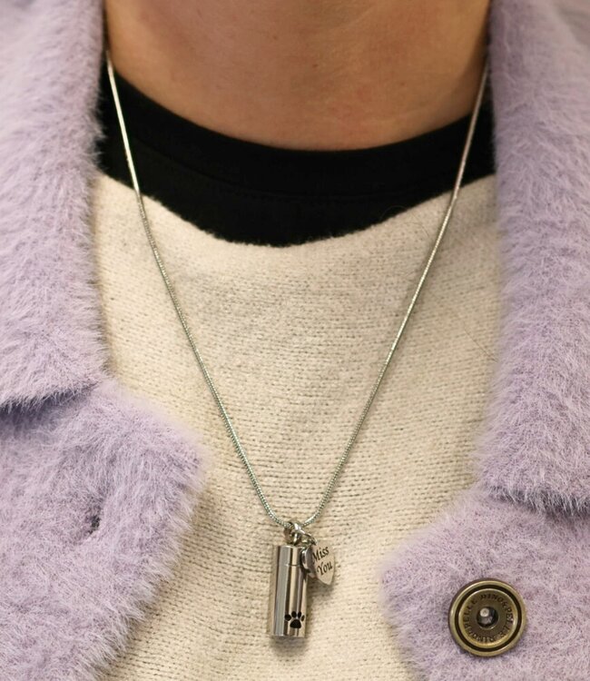 Bijzondere Ashanger Met Pootafdruk In Zwart