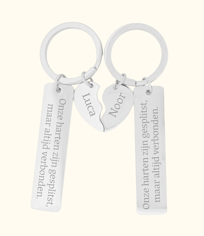 Gepersonaliseerde Halve Hartsleutelhangers het Symbool voor Verbondenheid