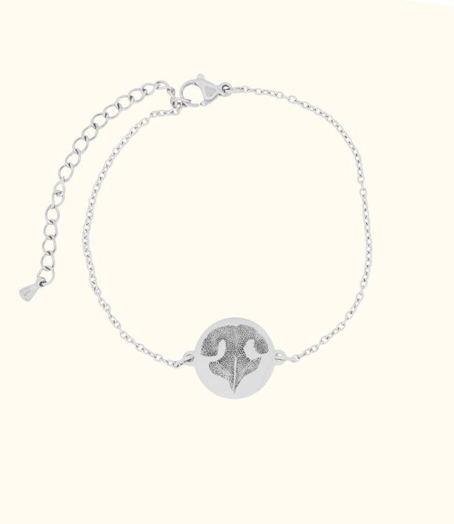 Armband met naam en neusafdruk voor een betekenisvol aandenken