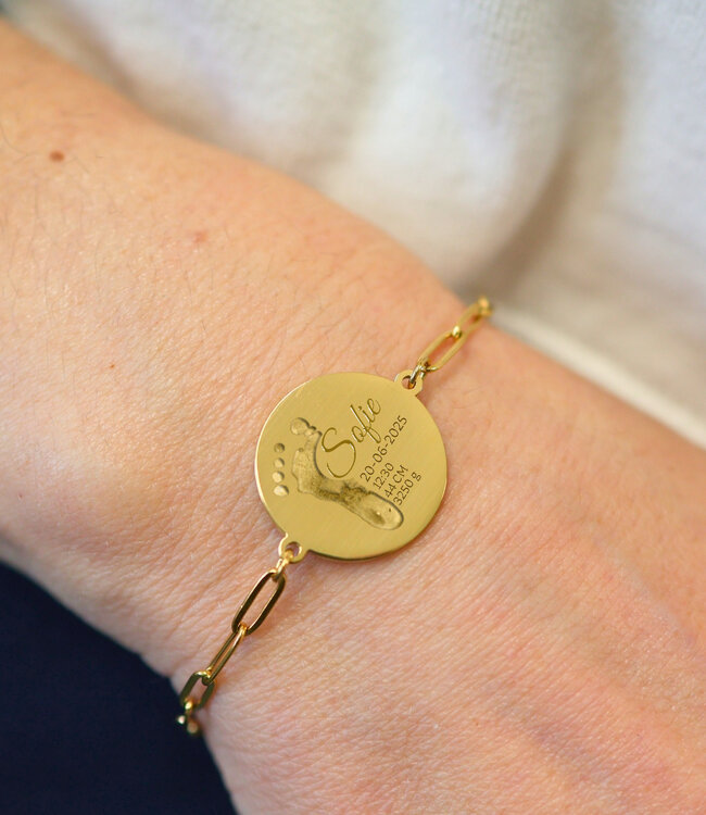Uniek Armbandje gegraveerd met geboortegegevens en voetafdruk van jouw baby