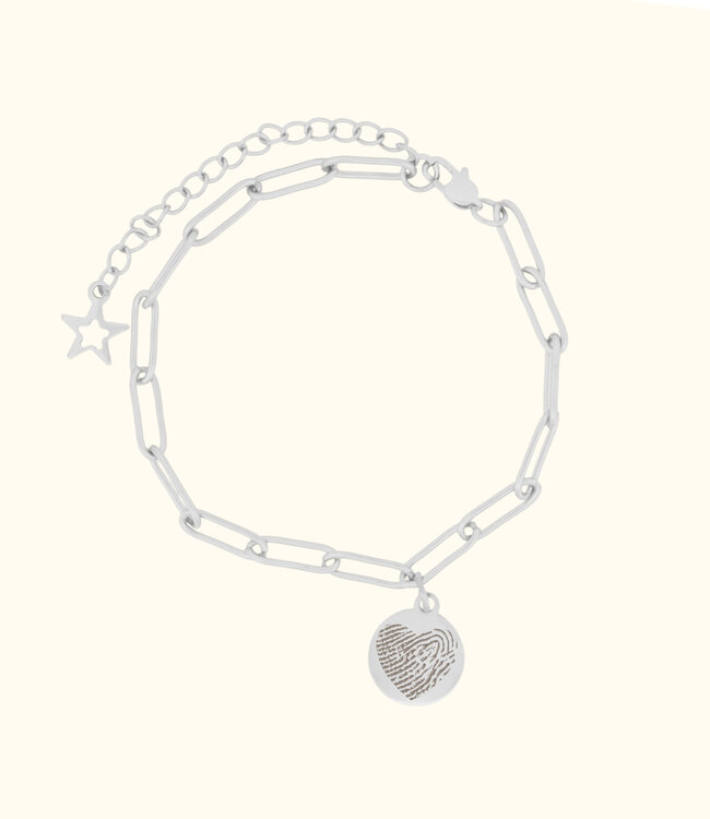 Personaliseer je armband met een vingerafdruk bedel