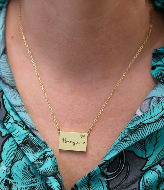 Draag Een Persoonlijke Foto Verborgen In Een Stijlvolle Ketting