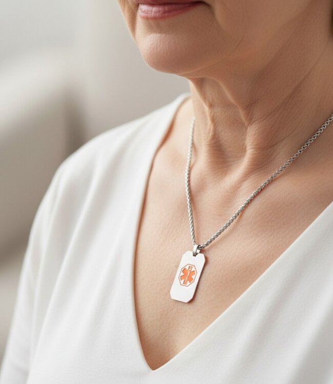 Ketting met informatie voor in nood