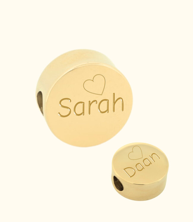 Bedel met Naam als symbool van verbondenheid en stijl