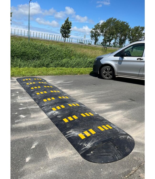 HEAVY Reductor de velocidad de caucho para camiones - altura 7 cm