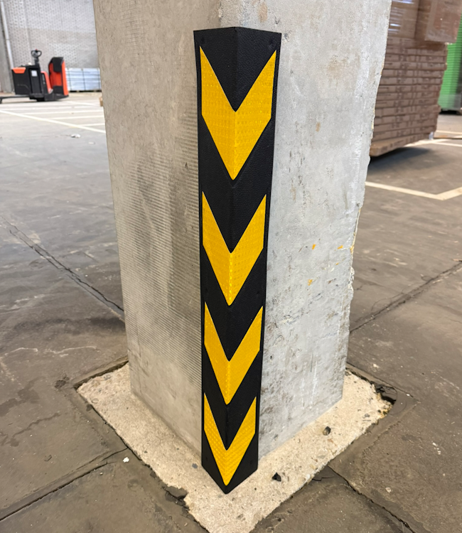 Ri-Traffic Protector de esquinas de caucho amarillo/negro con lámina reflectante para columnas y paredes