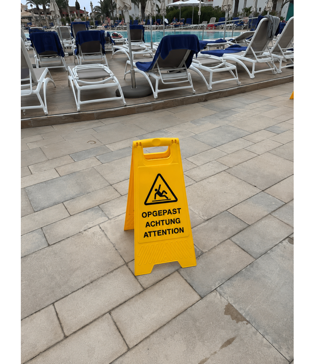 Ri-Traffic Chevalet de Signalisation – Sol Glissant ! (4 langues)