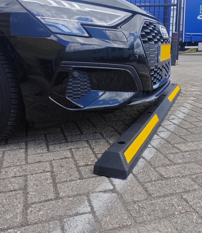 MAX Parking separator rubber 200 cm length, yellow reflection